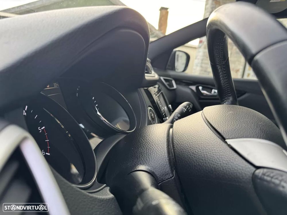 Nissan Qashqai 1.5 dCi N-Connecta - 30