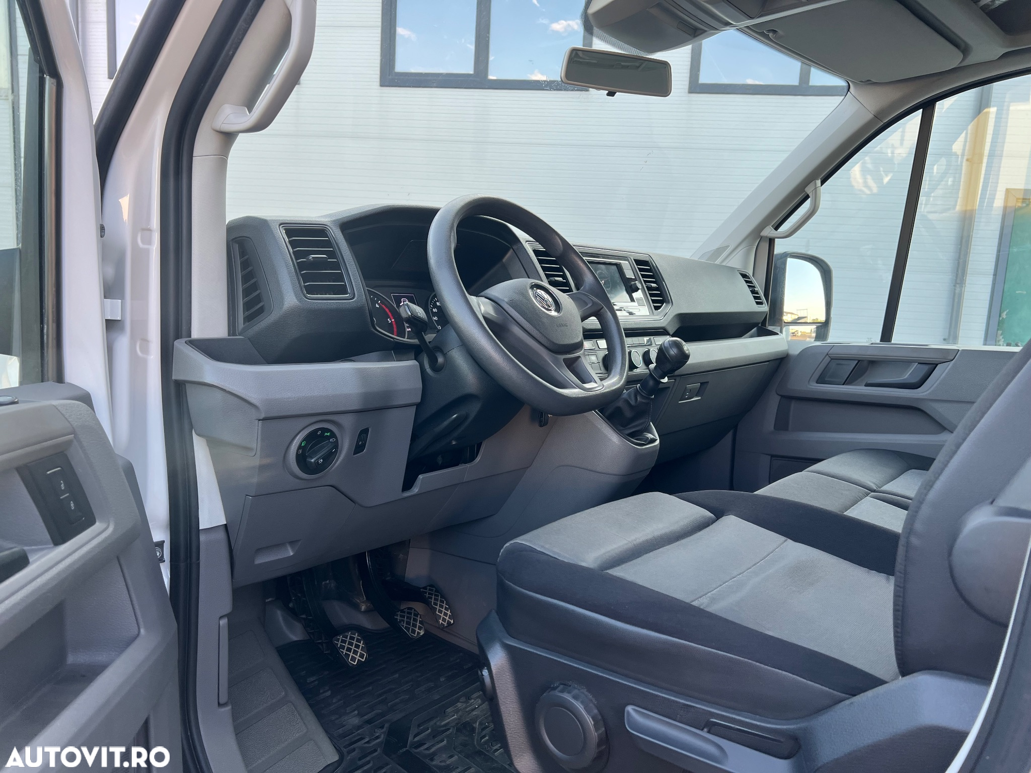 Volkswagen Crafter - 14