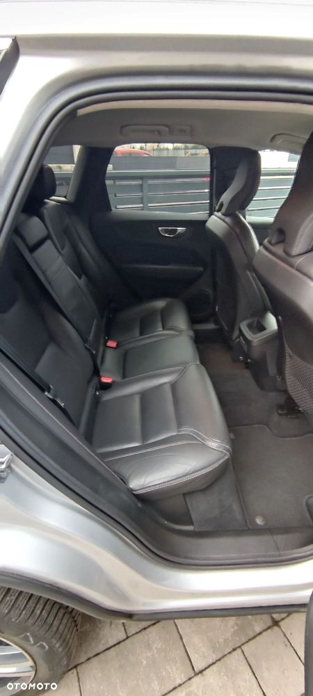 Volvo XC 60 B5 D AWD Geartronic Inscription - 12