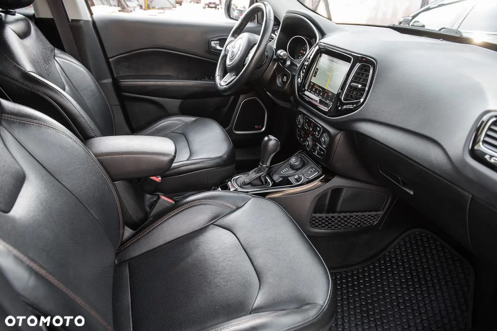 Jeep Compass 2.0 MultiJet Active Drive Automatik Limited - 36