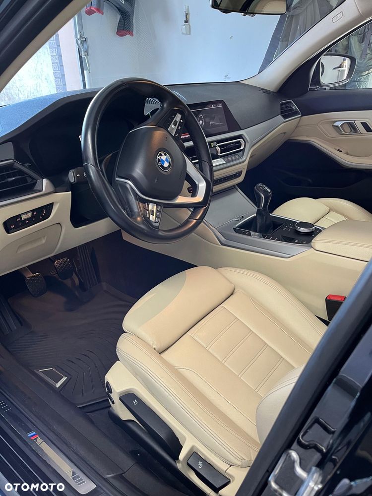 BMW Seria 3 320d Edition M Sport Shadow - 10