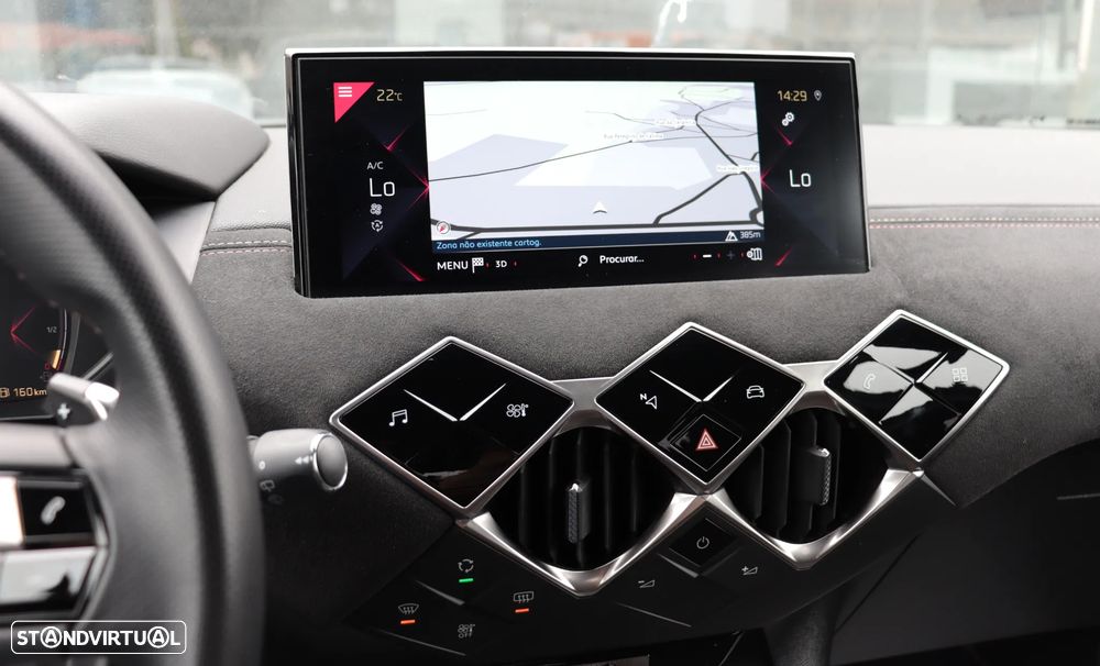 DS DS3 Crossback PureTech 130 Aut. PERFORMANCE LINE + - 19