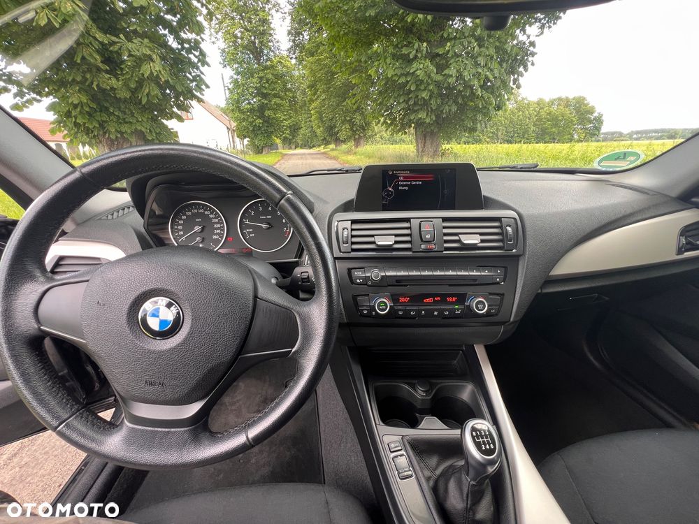 BMW Seria 1 114i - 7