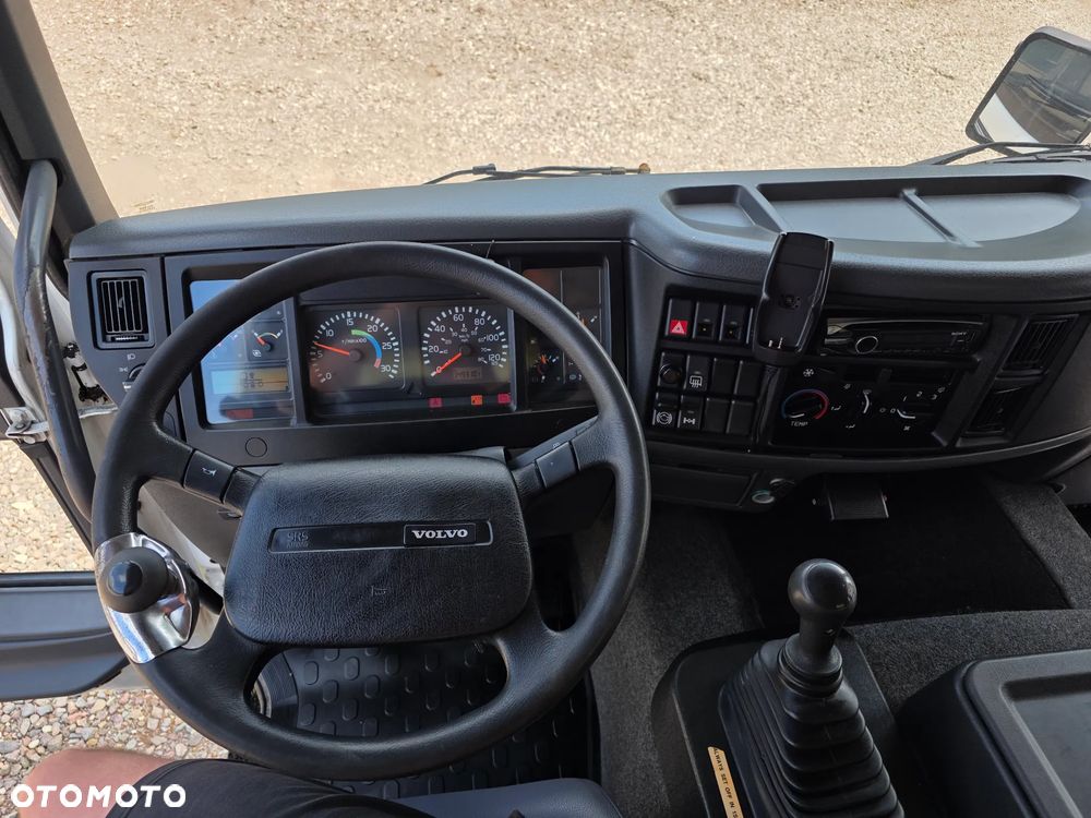 Volvo FL6L - 22