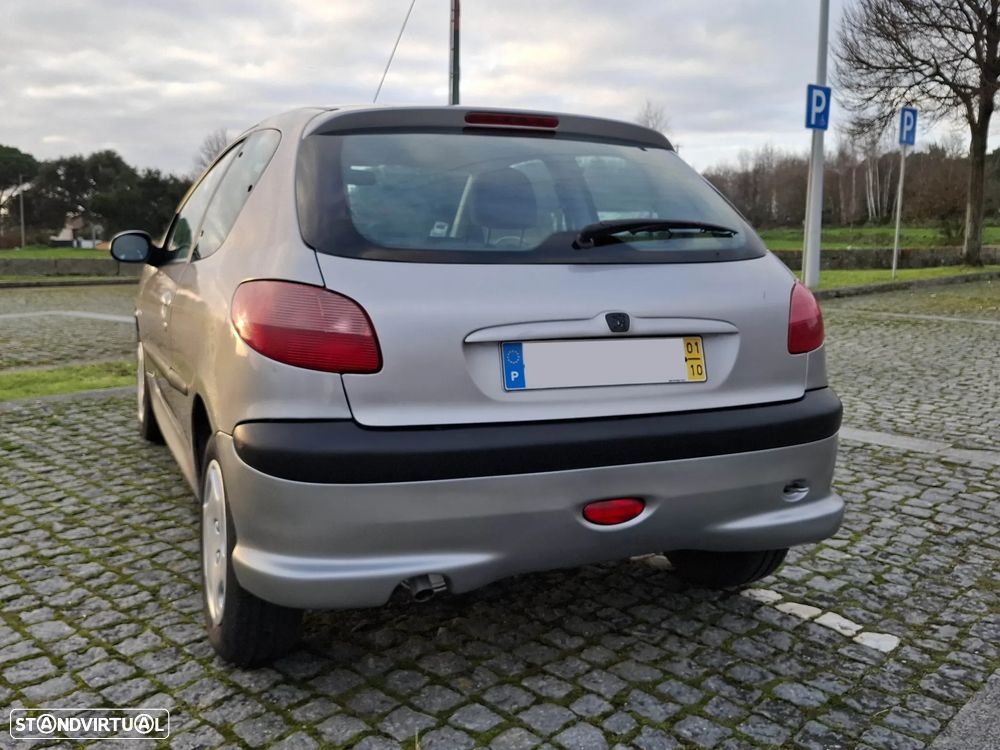 Peugeot 206 1.1 Color Line - 4