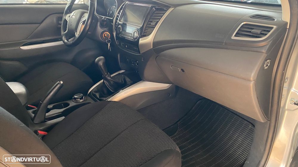 Mitsubishi L200 Pick Up 4x4 S&S Club Cab Diamant Edition - 13