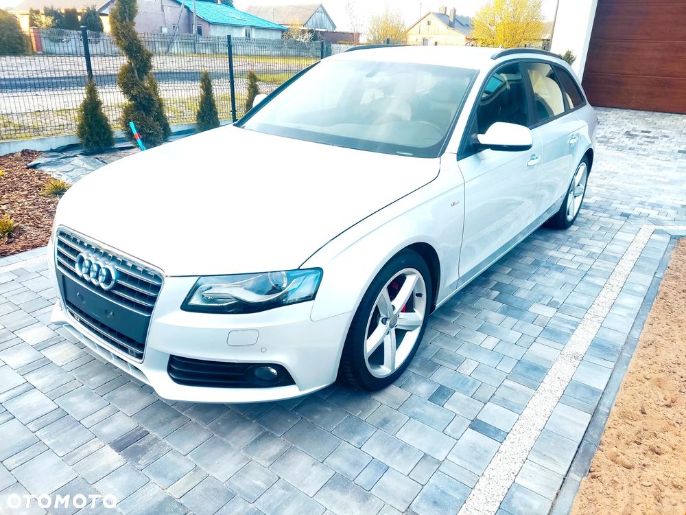 Audi A4 Avant - 1