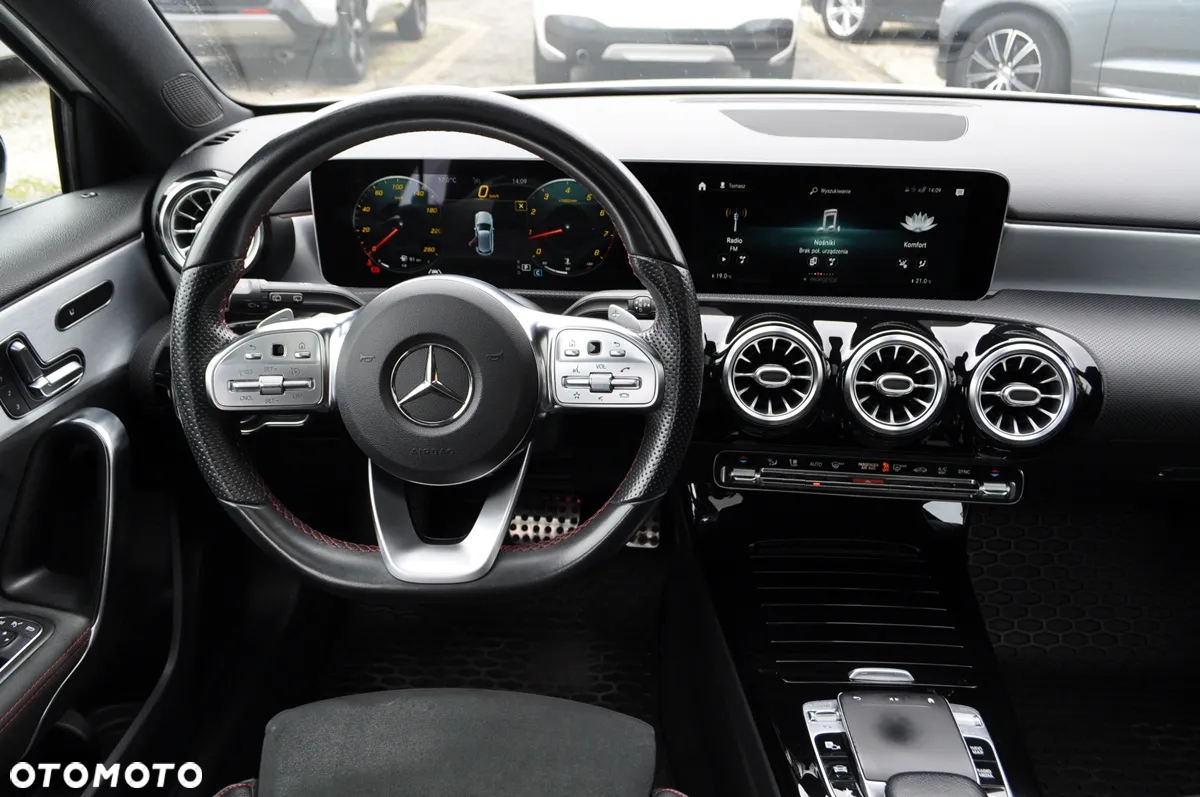 Mercedes-Benz Klasa A 200 AMG Line 7G-DCT - 13