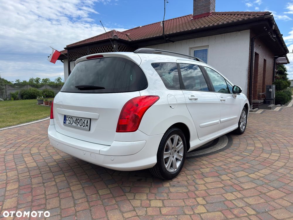 Peugeot 308 - 13