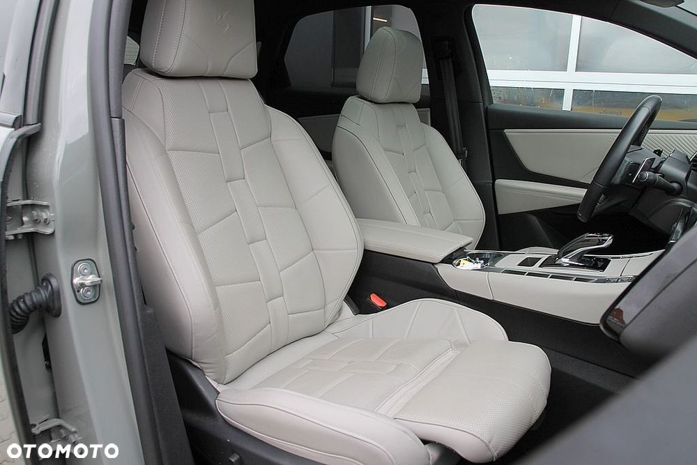 DS Automobiles DS 7 Crossback - 27