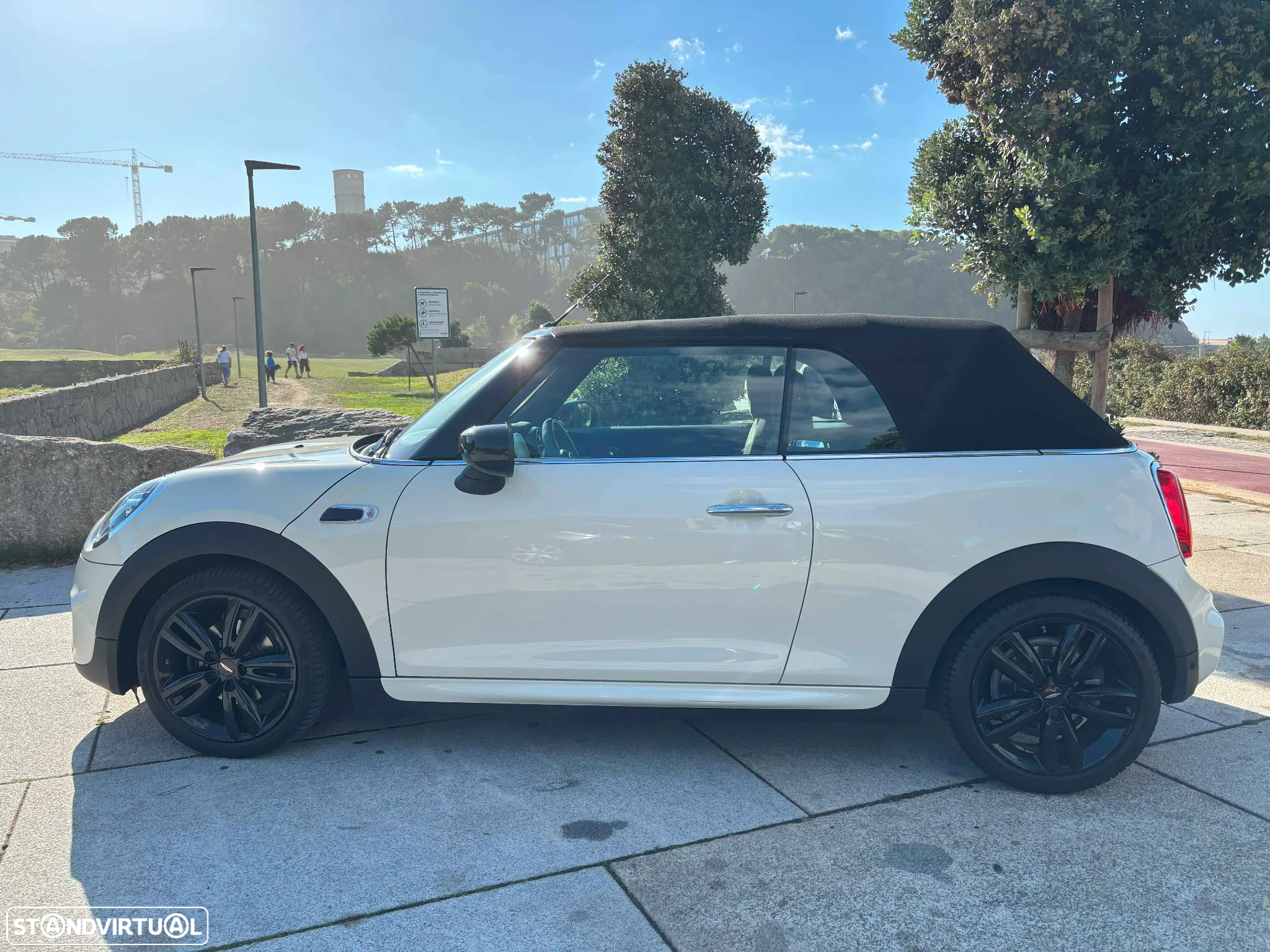 MINI Cabrio Cooper Auto - 5