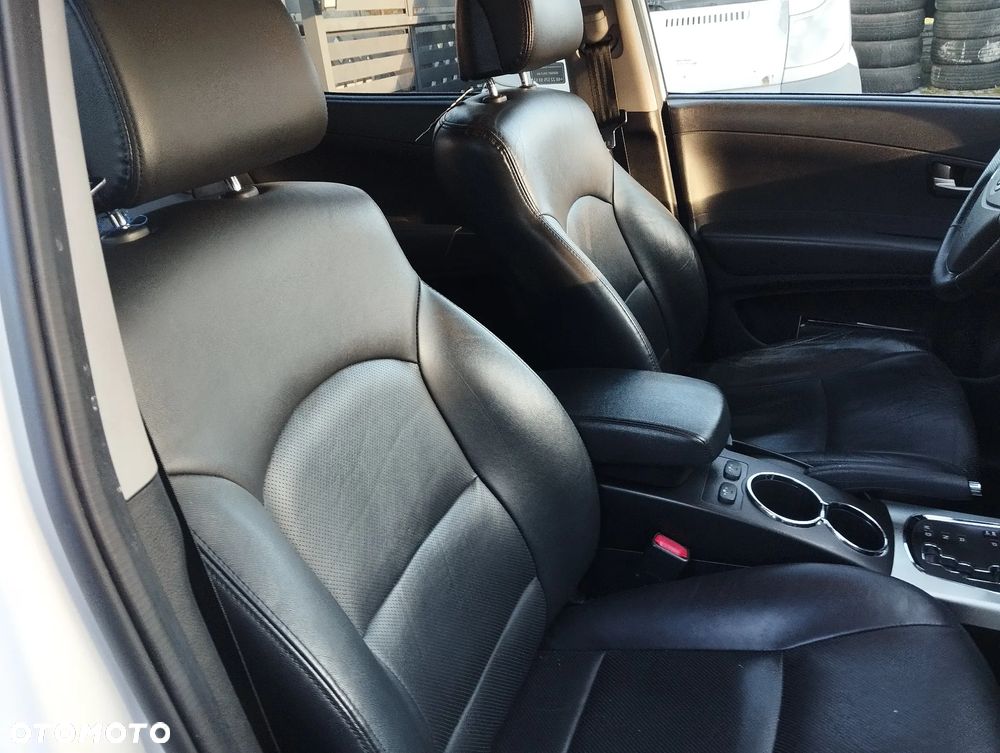 SsangYong/KGM Korando 2.0 e-XDi Quartz - 17