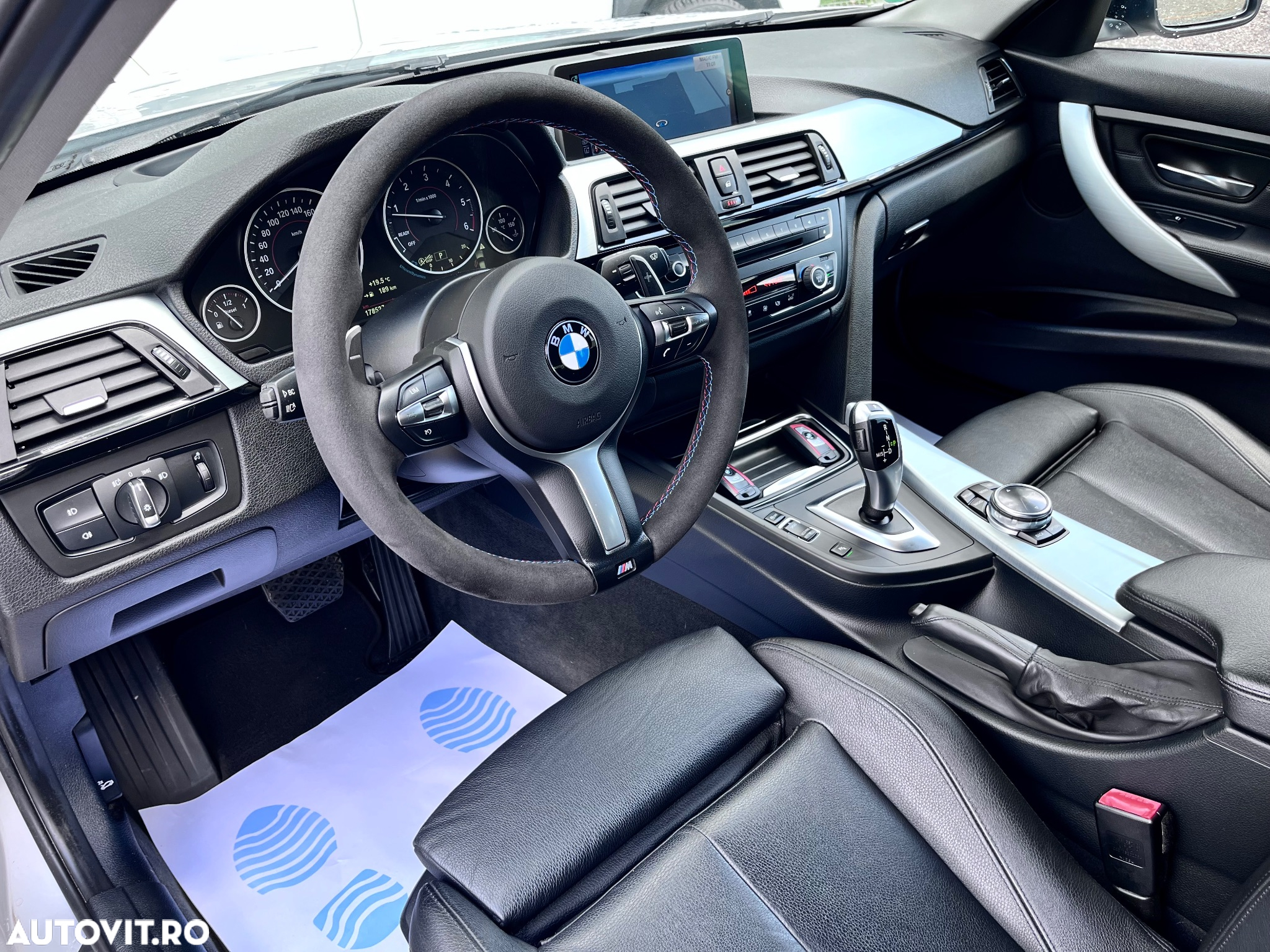 BMW Seria 3 320d Aut. Blue Performance Sport Line - 23