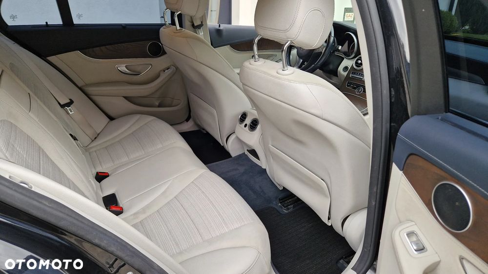 Mercedes-Benz Klasa C 220 (BlueTEC) d 7G-TRONIC - 22