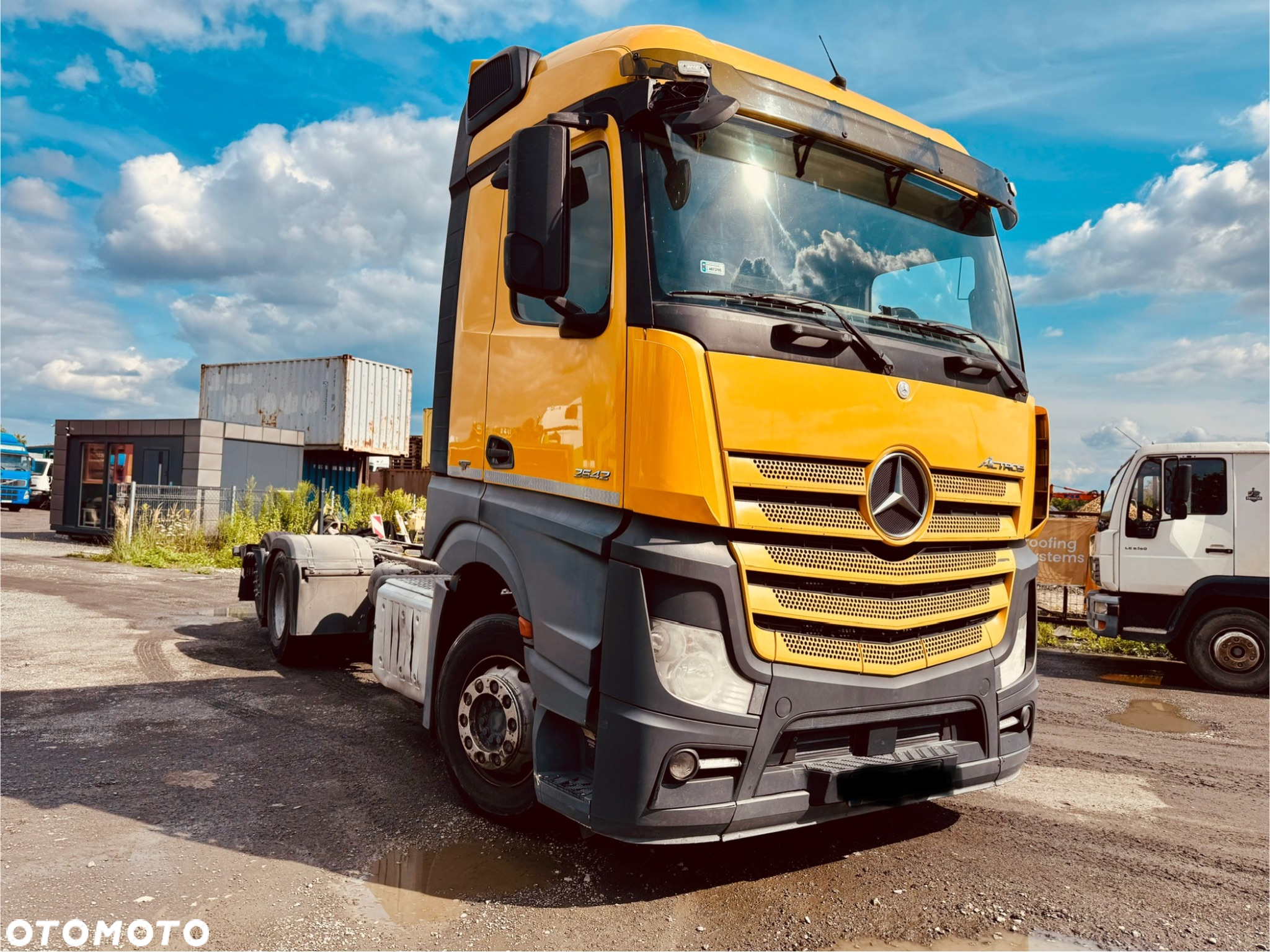 Mercedes-Benz Actros - 2