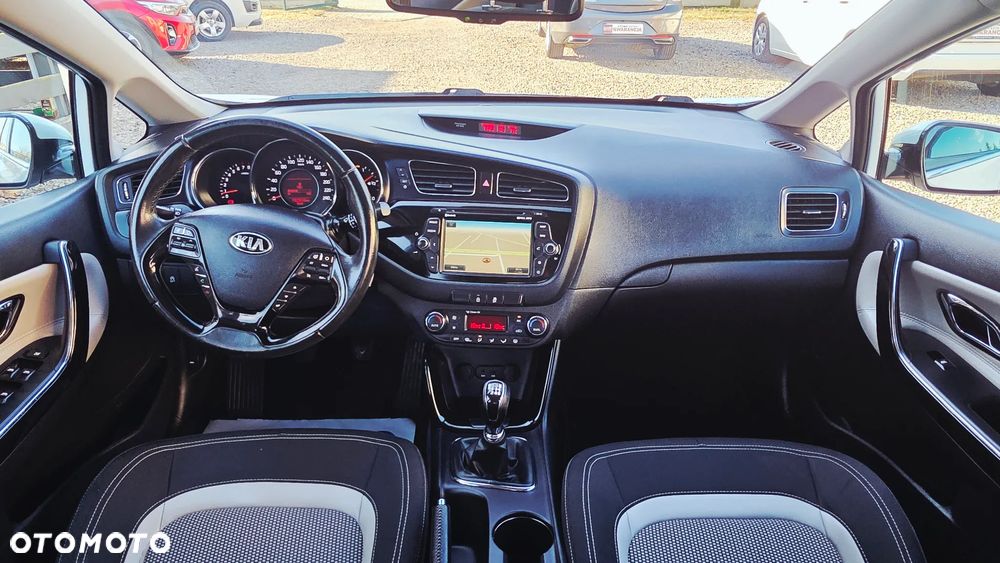Kia Ceed 1.6 GDI XL - 6