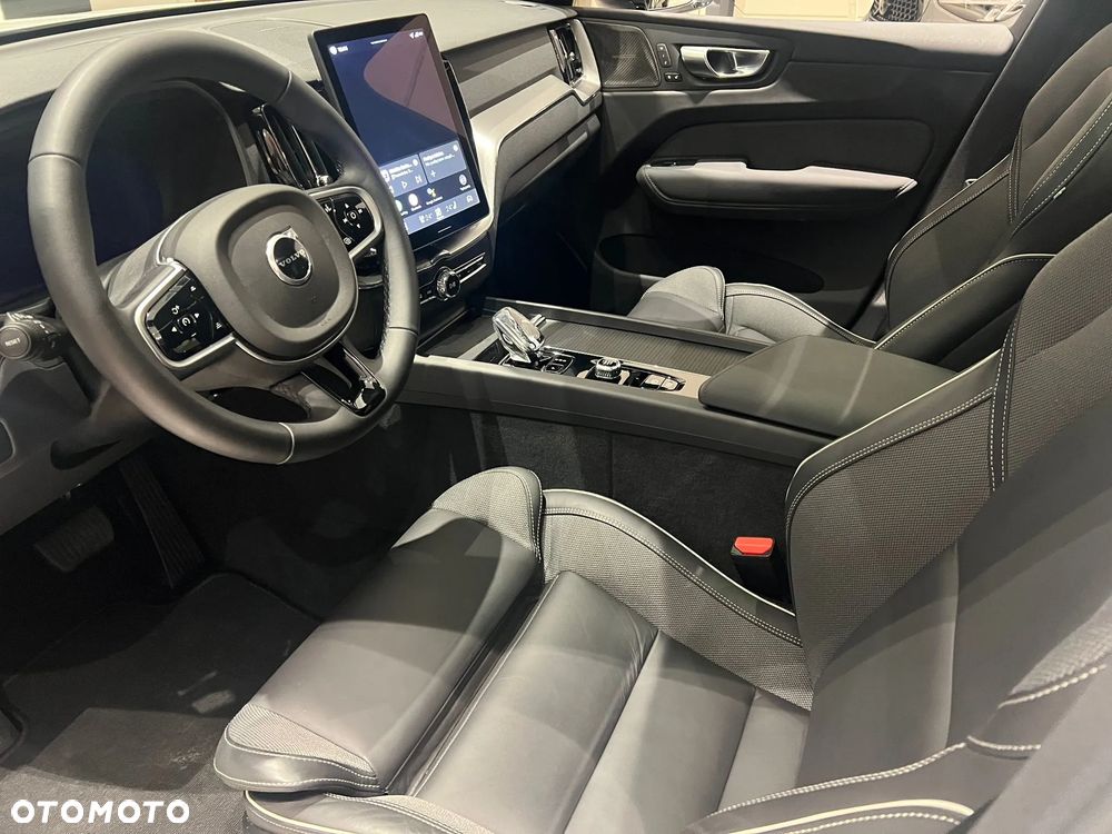 Volvo XC 60 B5 B AWD Ultimate Bright - 20