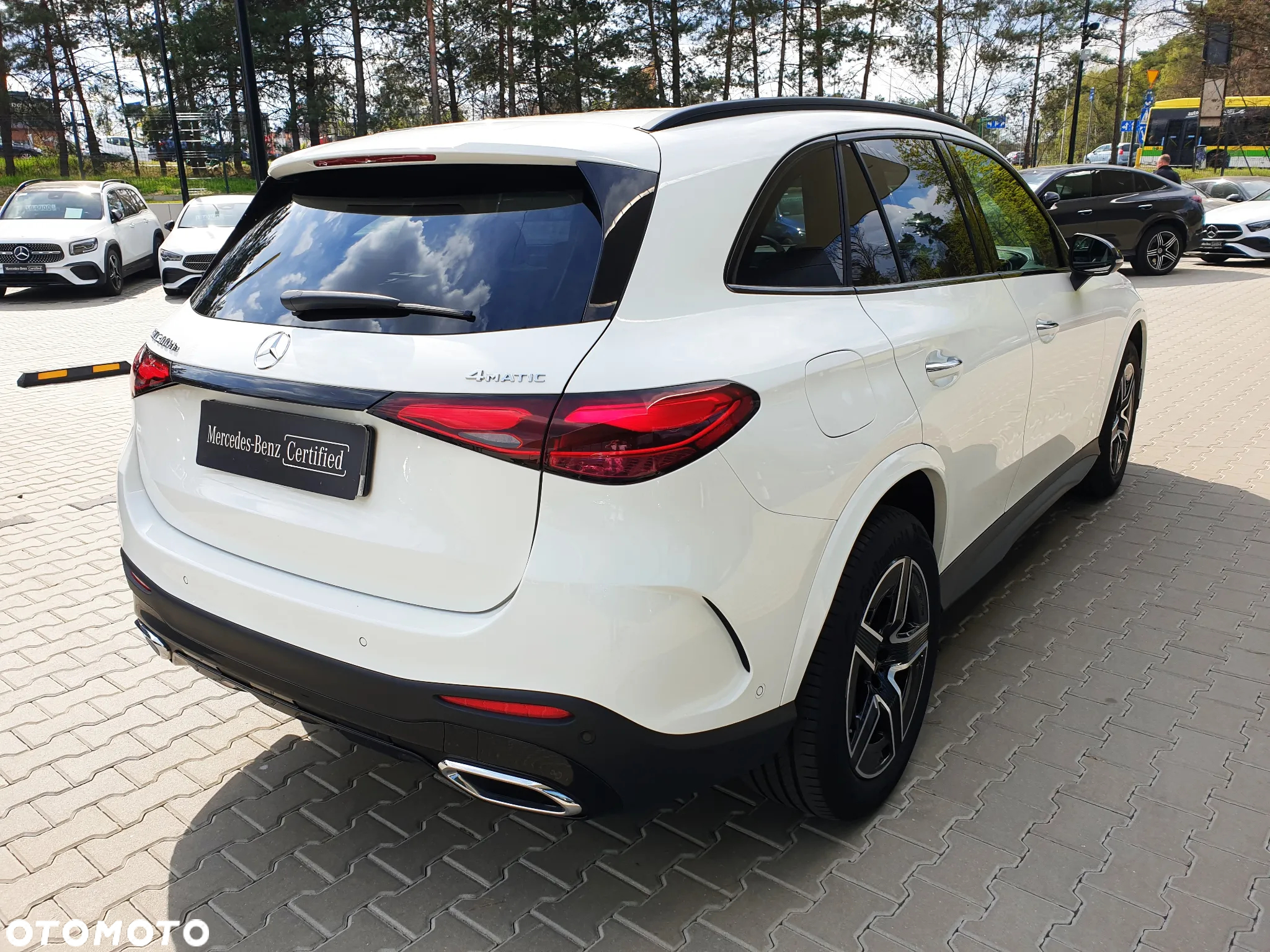 Mercedes-Benz GLC 300 de 4-Matic AMG Line - 6
