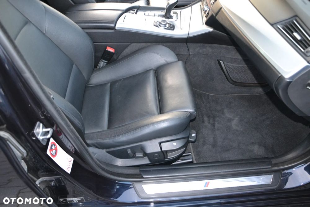 BMW Seria 5 520d Sport-Aut - 11