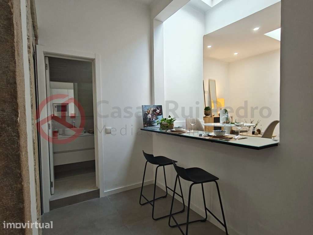 Apartamento T3 totalmente remodelado na Penha de França em Lisboa - Grande imagem: 3/27