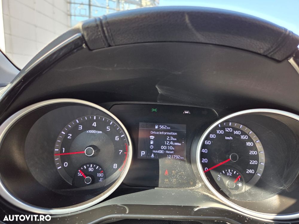 Kia Ceed 1.4 T-GDI 7DCT GT Line - 8