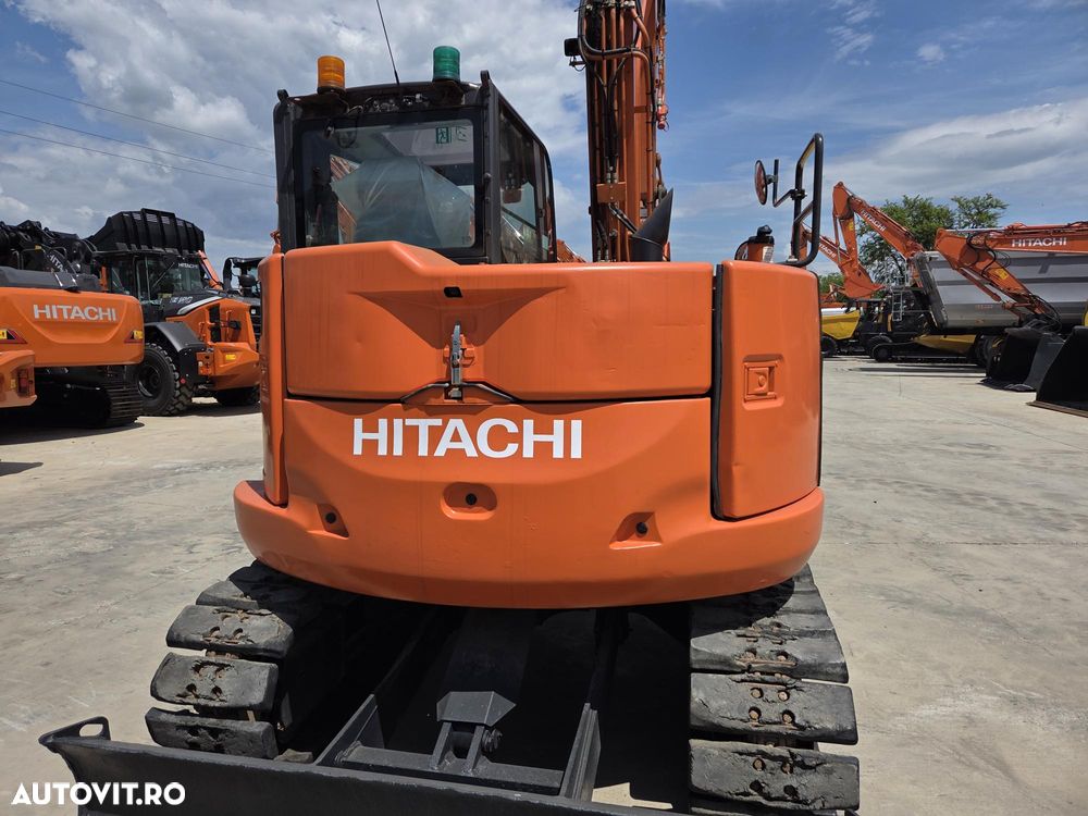 Hitachi ZX85-6, 2022, 2.491h, Masa operationala 8,6t, cupla rapida HIDRAULICA+3 CUPE NOI, senile paduri cauciuc, inst picon si inst rotire pe brate, ad sapare 5m, ridica 3,8t, aer cond, LAMA, STARE FOARTE BUNA, posibil leasing 4 ani-PROMOTIE 62.900 EUR+Tva - 16