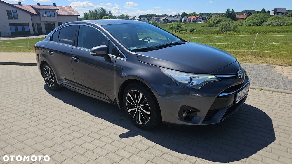 Toyota Avensis 1.8 Premium MS - 1