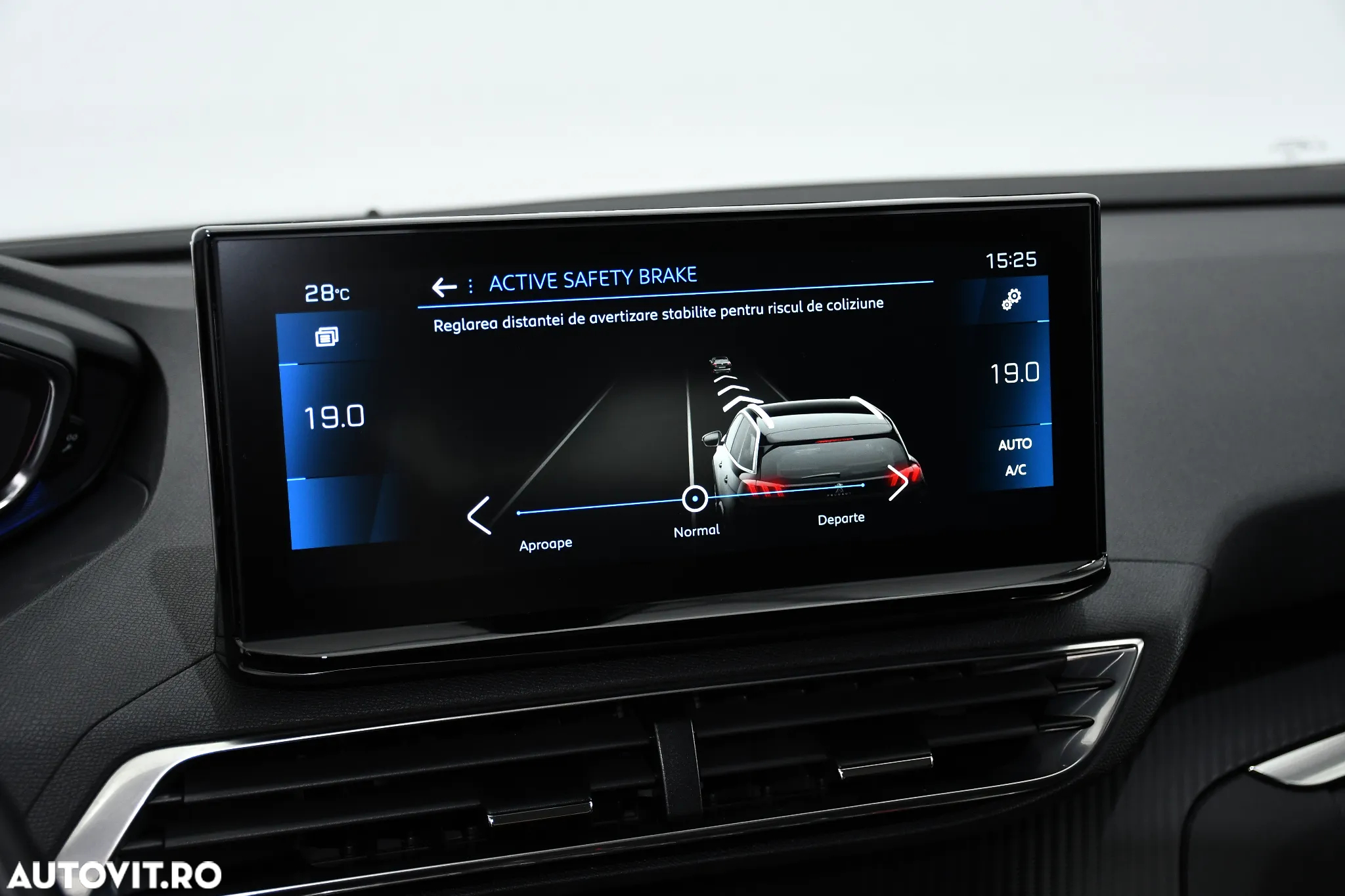 Peugeot 5008 1.5 BlueHDI s&s EAT8 Allure - 31
