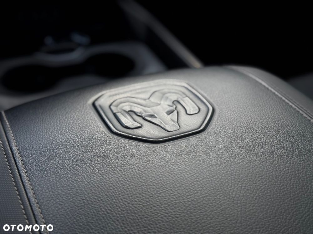 RAM 1500 Crew Cab Sport - 31