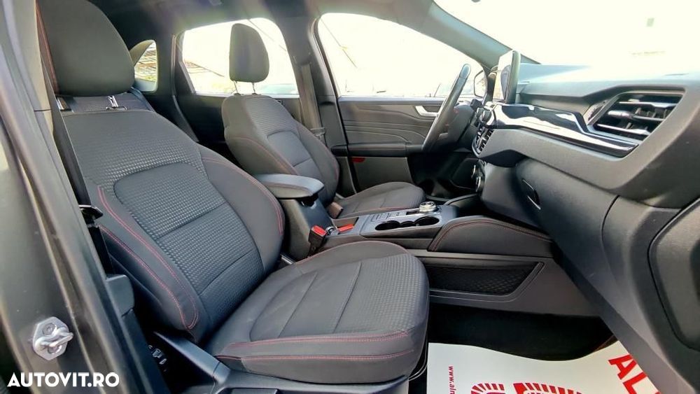 Ford Kuga - 13
