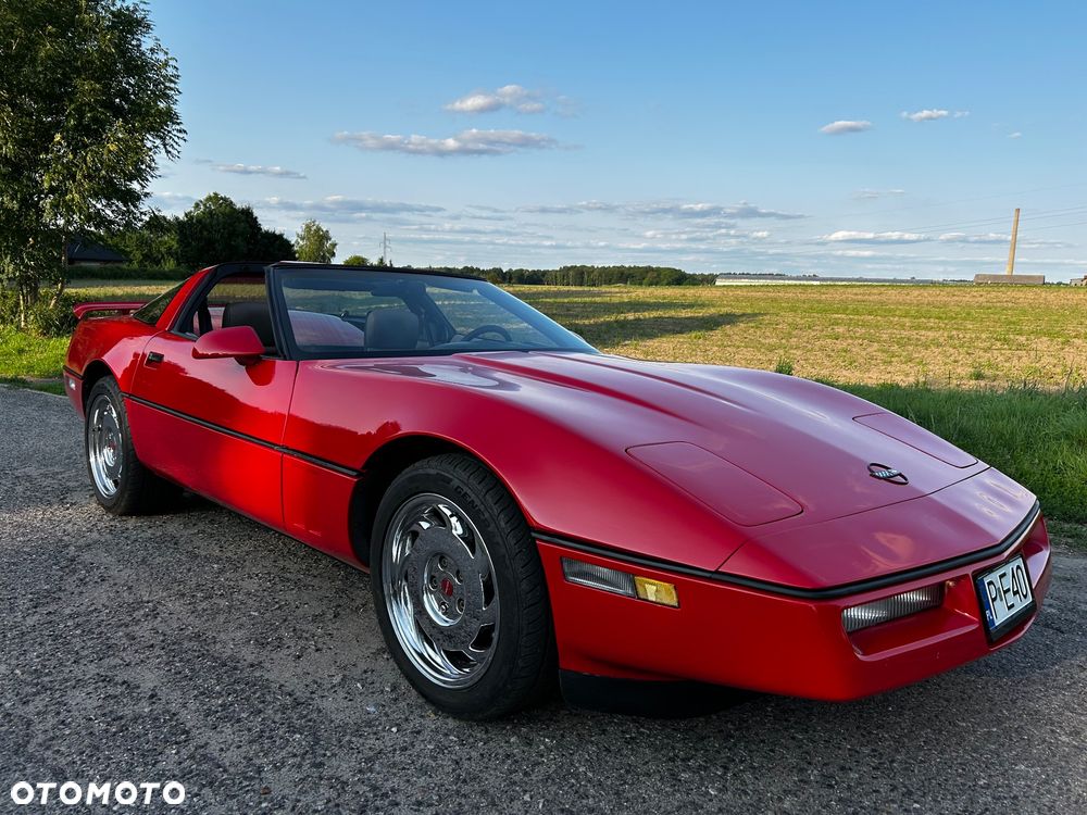 Chevrolet Corvette - 15