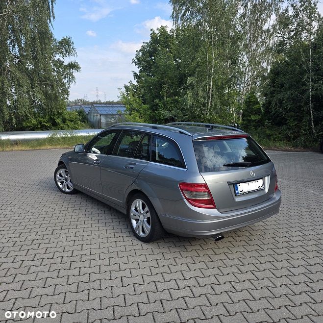 Mercedes-Benz Klasa C 220 CDI DPF Avantgarde - 2
