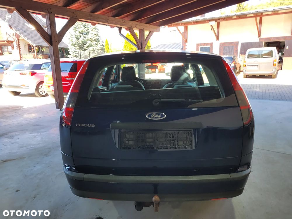 Ford Focus 1.8 Connection - 8