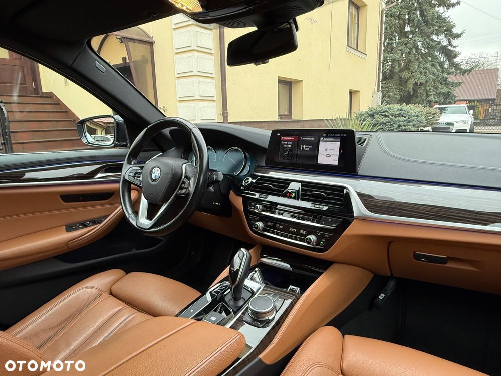 BMW Seria 5 520d Luxury Line - 24