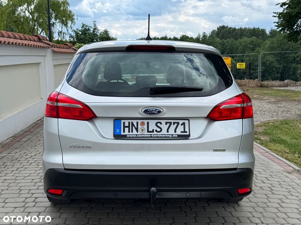 Ford Focus - 38