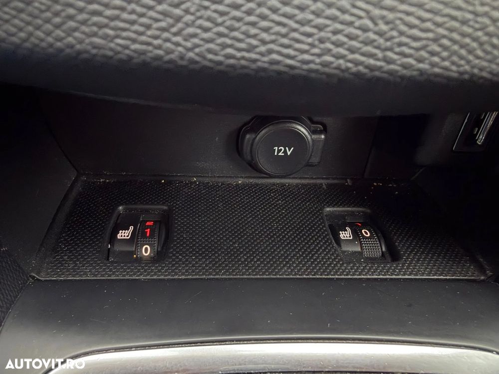 Peugeot 308 1.2L PureTech 130 S&S EAT8 GT - 19