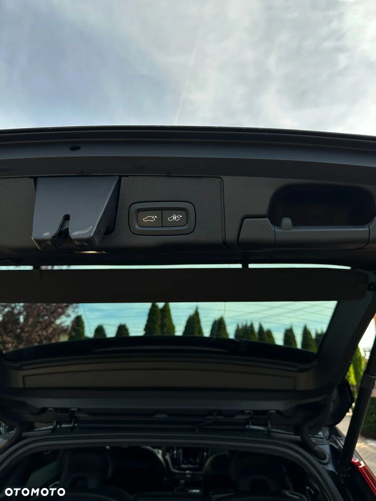 Volvo XC 60 B4 D Geartronic RDesign - 14