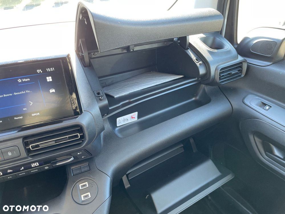 Opel Combo Cargo Combo Cargo Załogowy XL Diesel 102 KM Manual - 17