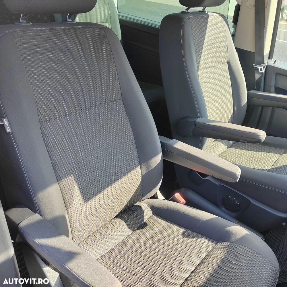 Volkswagen Caravelle LR Trendline DSG - 14