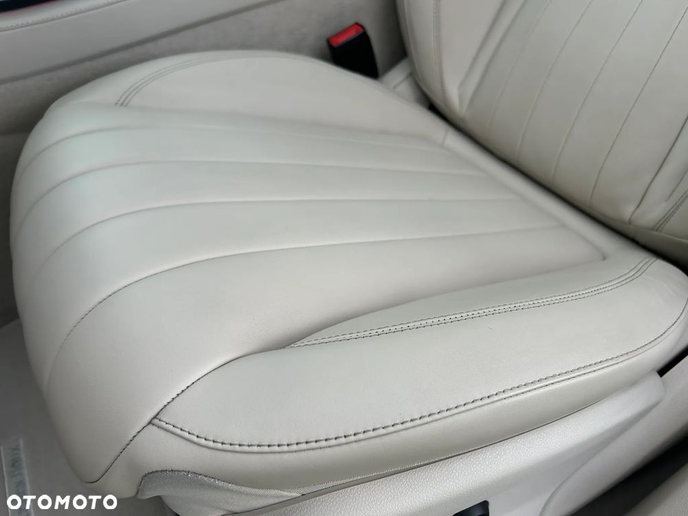 Mercedes-Benz Klasa E 220 d 4-Matic Avantgarde - 7
