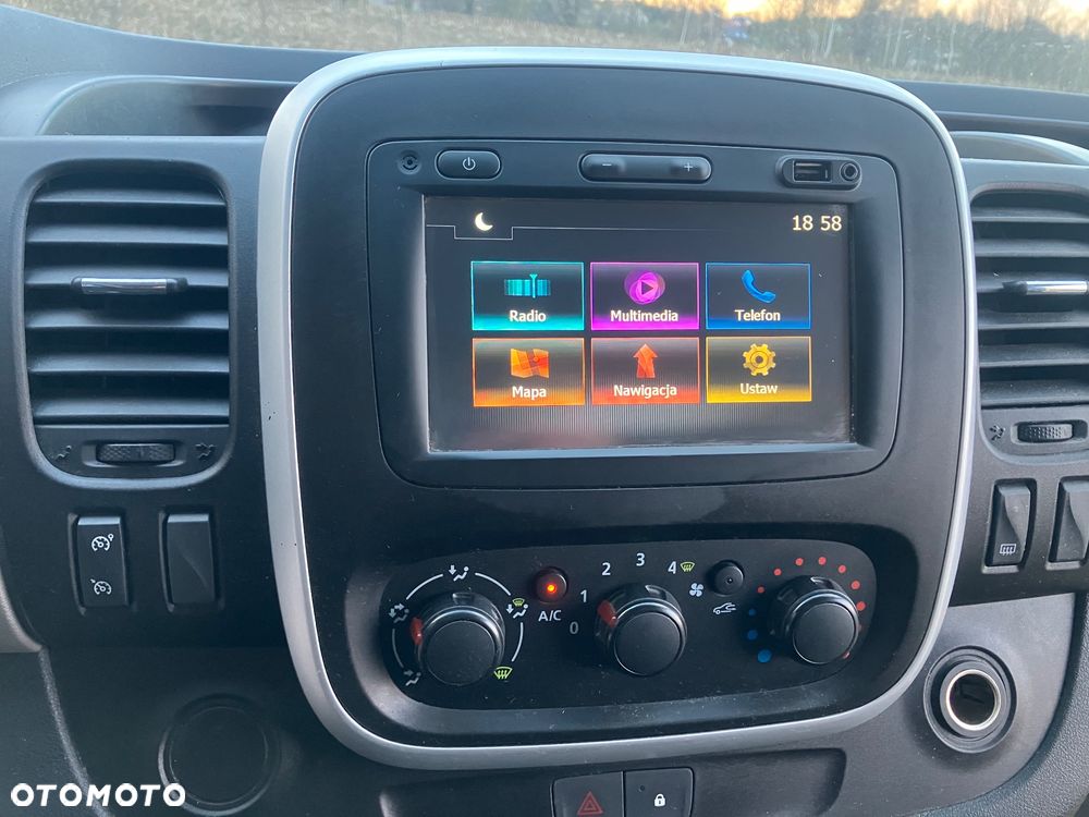 Renault Trafic Vivaro Custom T6 Talento Vito Nv300 Partner Expert - 14