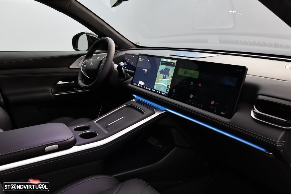 Xpeng G9 93.1 kWh AWD Performance - 39