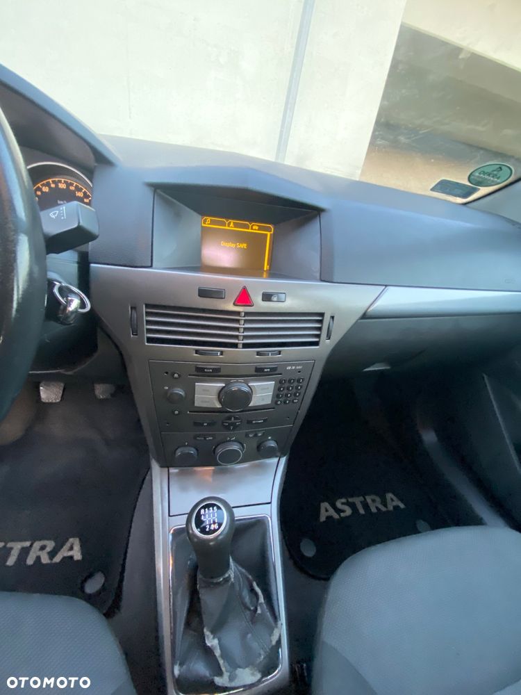 Opel Astra - 9