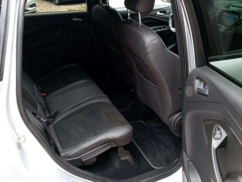 Ford Kuga 2.0 TDCi 4x4 ST-Line - 20