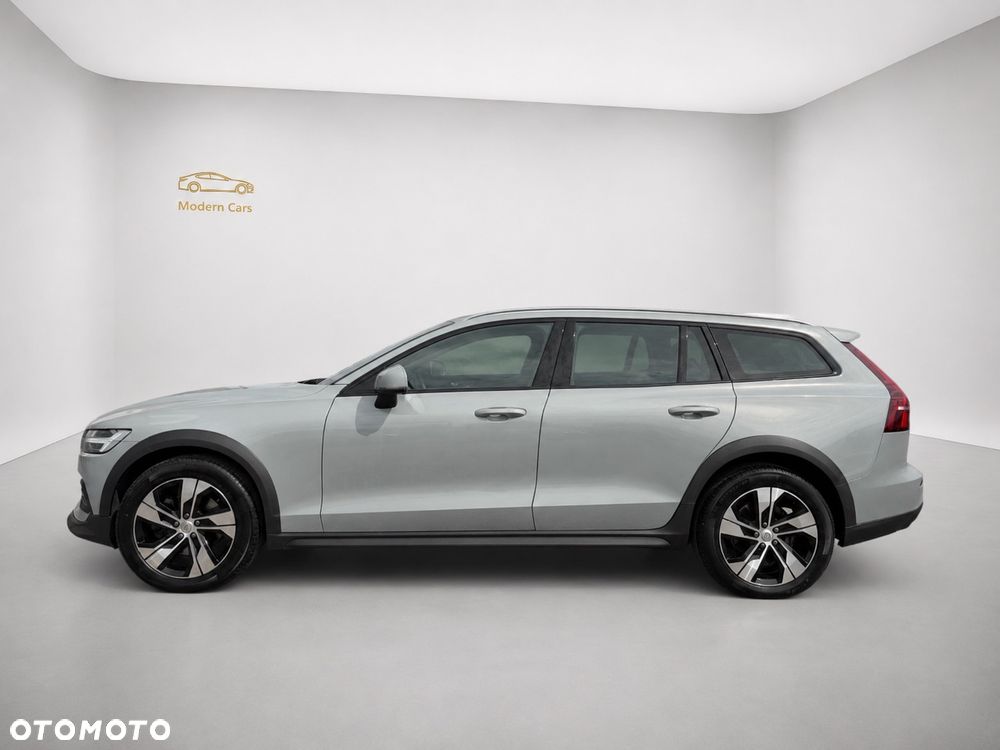 Volvo V60 Cross Country B4 D AWD Geartronic - 4
