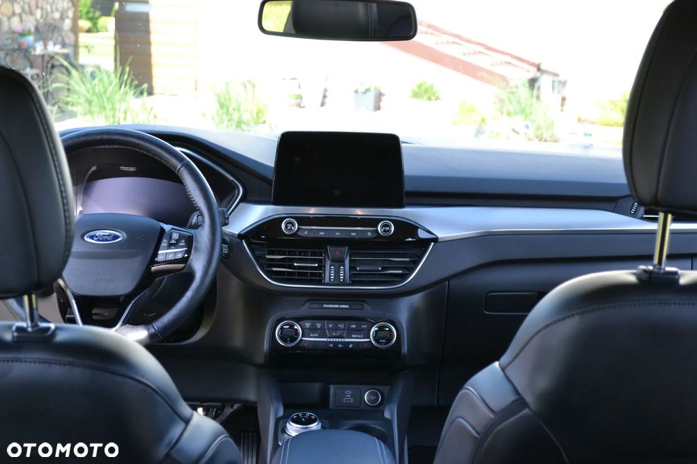 Ford Kuga 2.5 FHEV AWD Titanium - 14