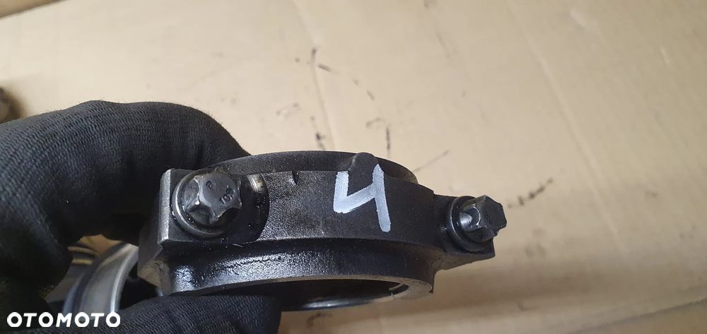 Tłok z korbowodem korbowód Fiat Ducato III 2.2 JTD - 13