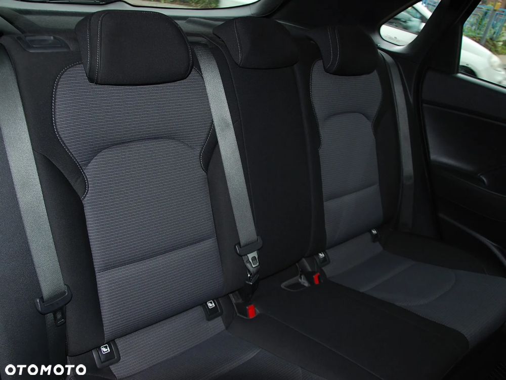 Hyundai i30 1.5 DPI Modern - 16