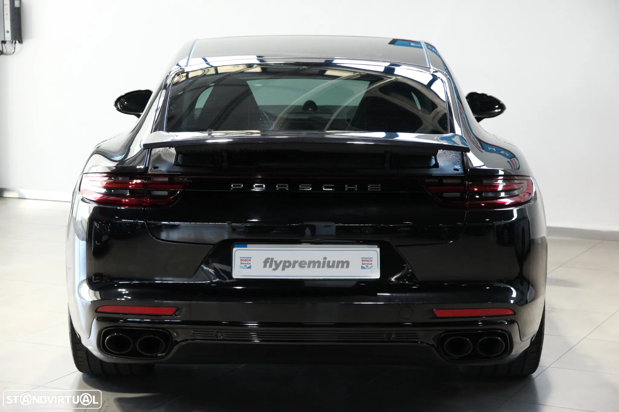 Porsche Panamera 4 E-Hybrid Executive - 4
