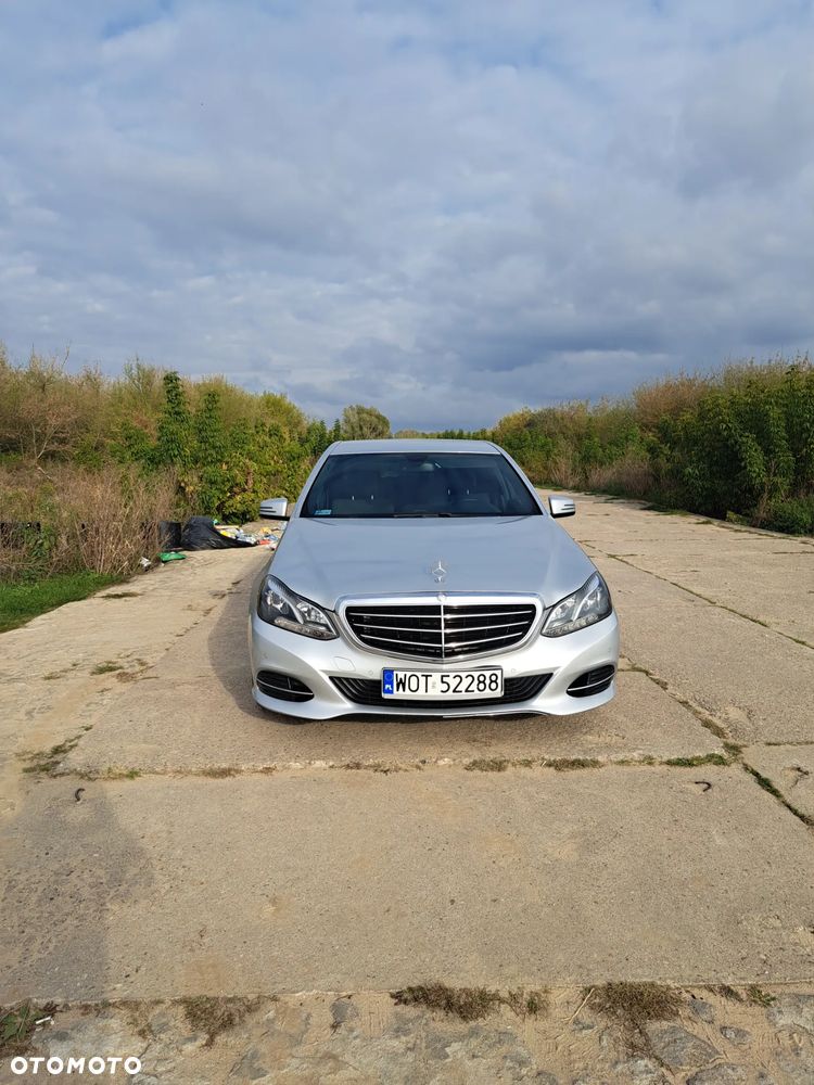 Mercedes-Benz Klasa E 200 BlueTEC 7G-TRONIC Elegance - 1